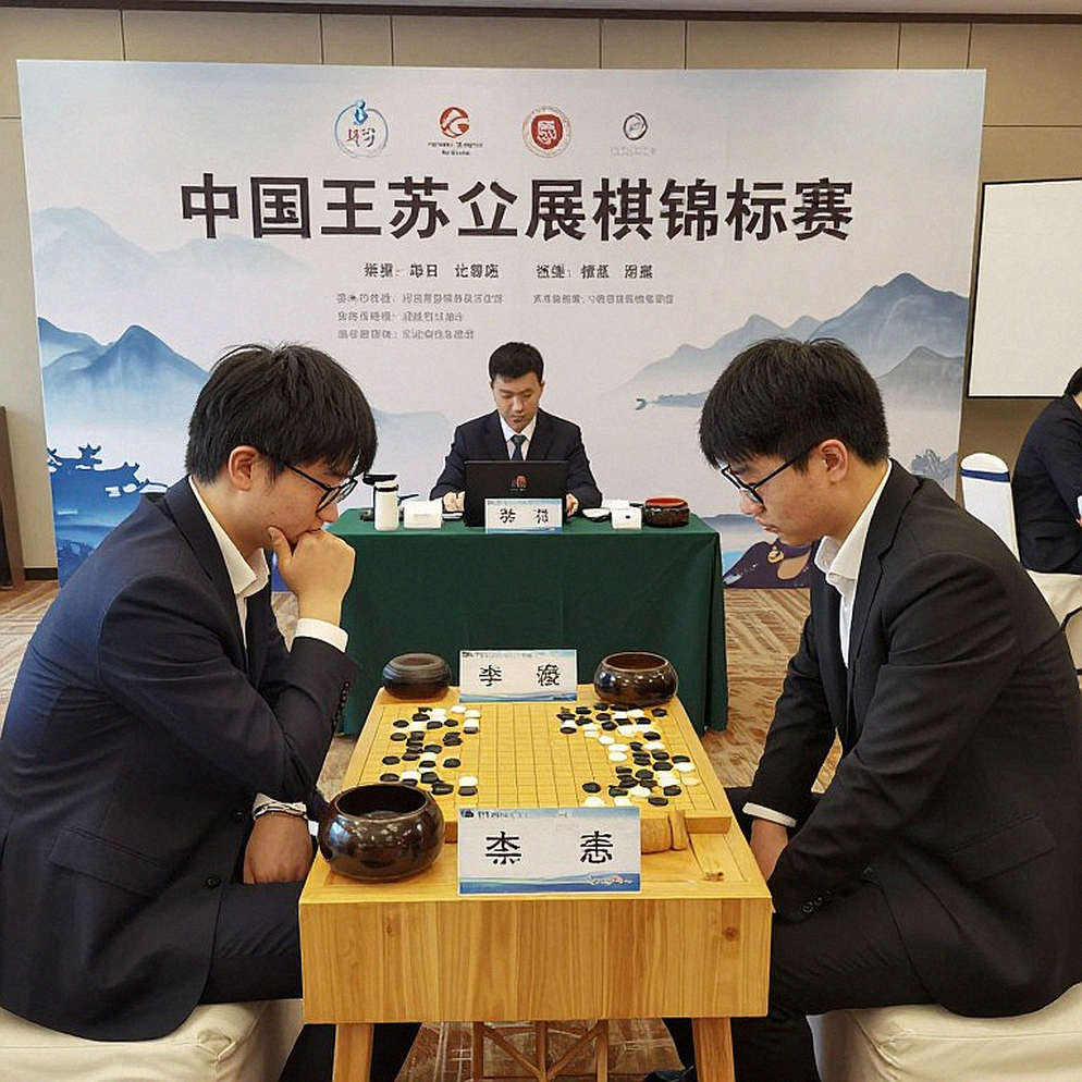 সিসিলিয়ান ব্রিলিয়ান্সির বিপণন-লেজার: ChessBase ম্যাগাজিন ২২৫-এর এক গভীর পাঠ